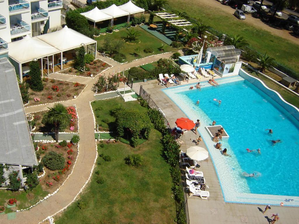 Elena Club Resort Сільві-Марина Екстер'єр фото